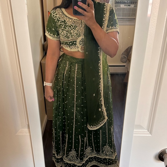 Indian Wedding Guest Lehenga - Picture 3 of 7